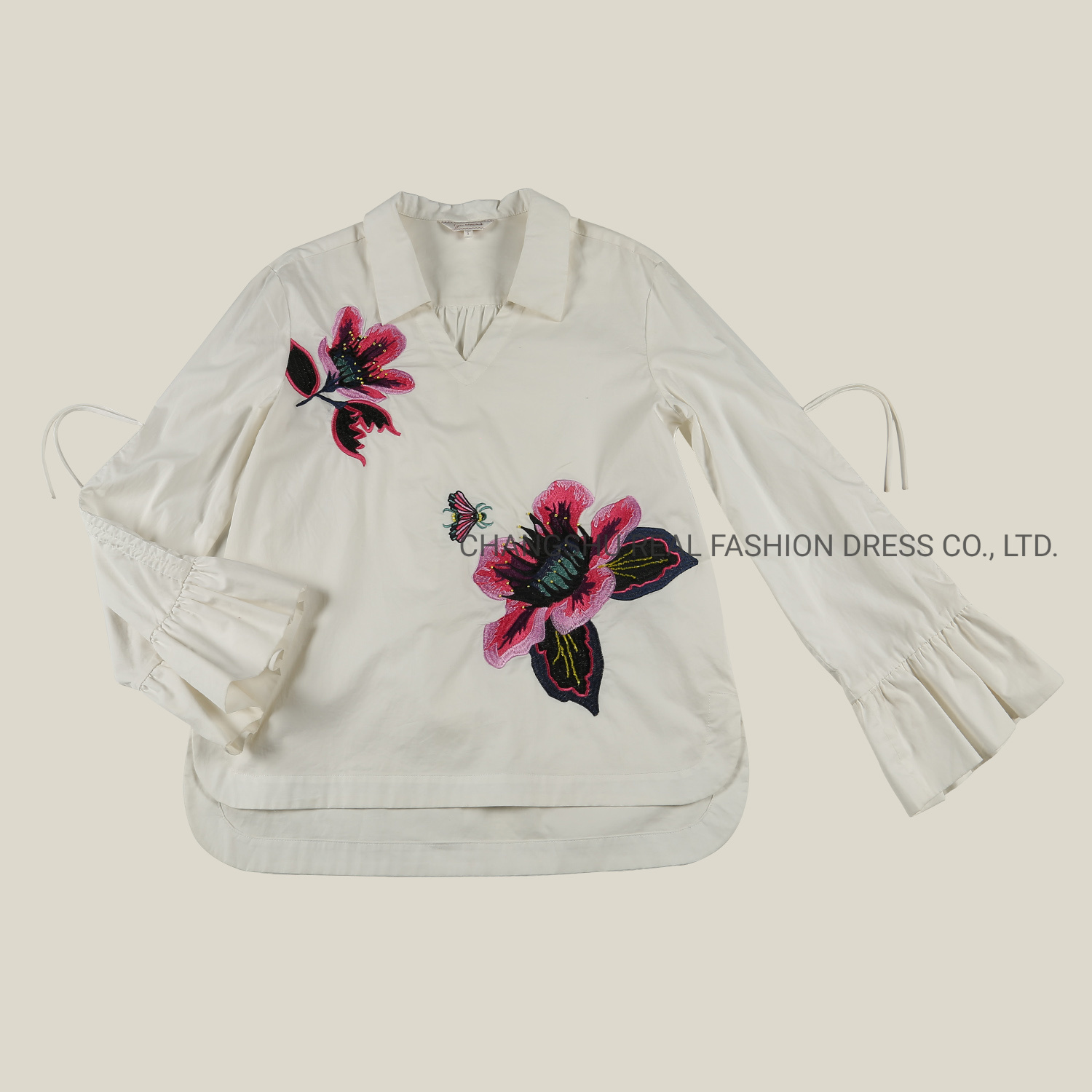 Kids Children Clothes Girl Woven Shirt with Flower Embroidery