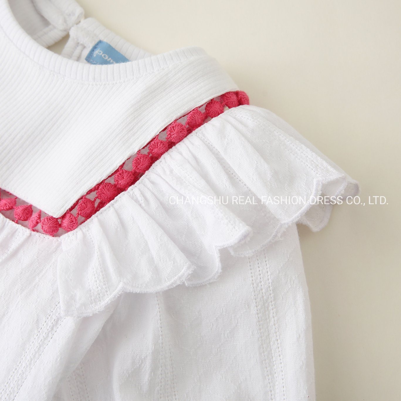 Girl Baby White Top and Red Short Suit Clothes with Embroidery and Pompom Tape Button Placket